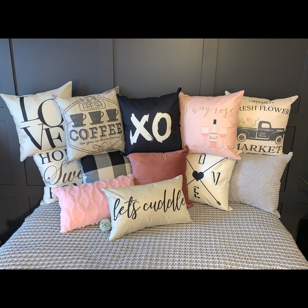 Decor Pillows - Brand New